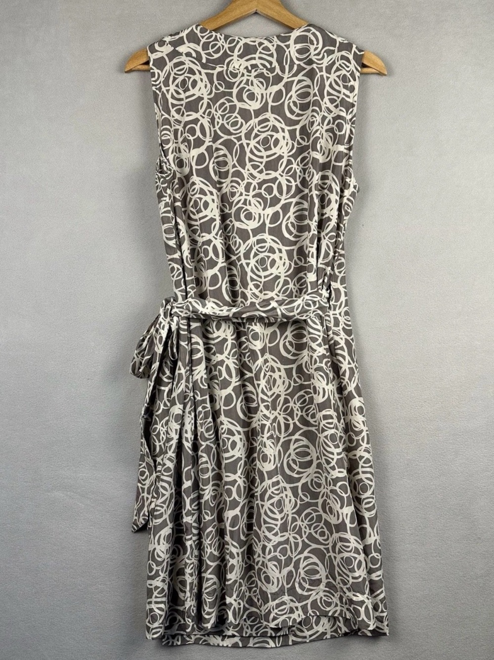 Garnet Hill 100% Silk Wrap Dress | Size 8 - Picture 3 of 8